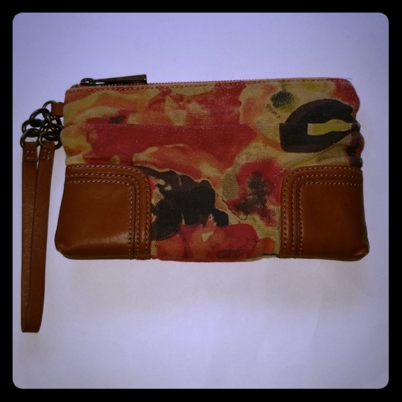 Vera Wang Handbags - VERA WANG Flowered Wristlet Wallet